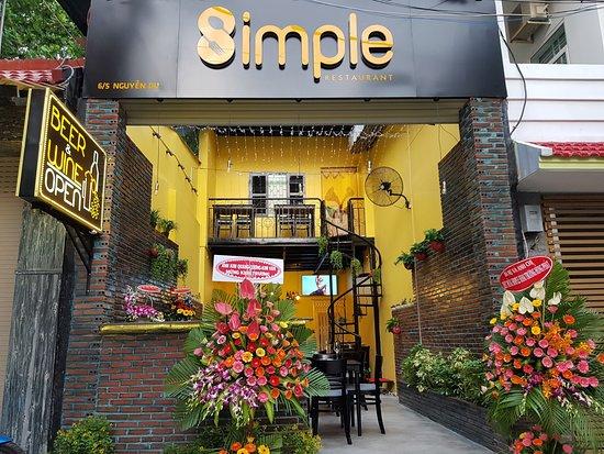 Simple Restaurant & Pub