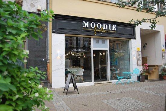Moodie Foodie