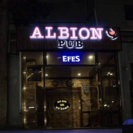 Albion Pub