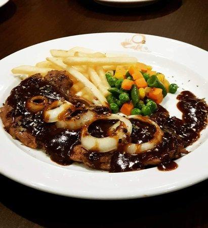O2 Cafe & Sport Bar