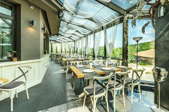 All Seasons Restaurant