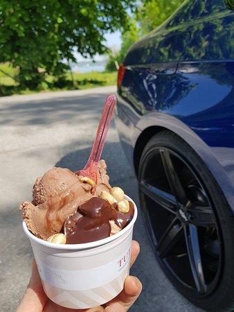 Eis Corallo Cafe