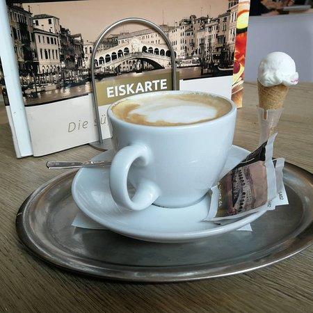 Gelateria La Luna