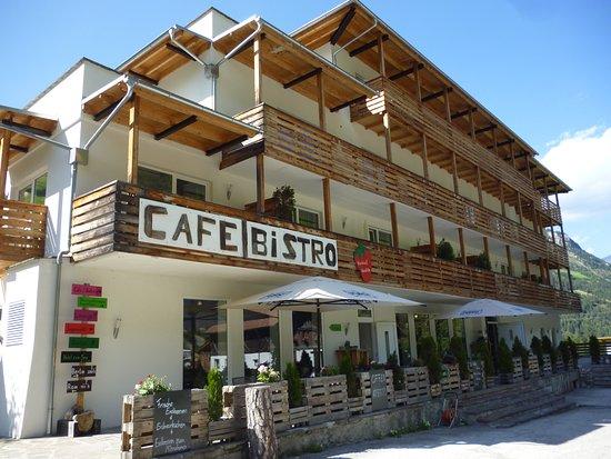 Cafe Bistro Mountains Inn Martell