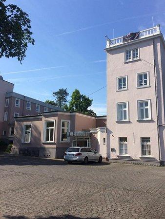 Villa von Sayn UG i.G