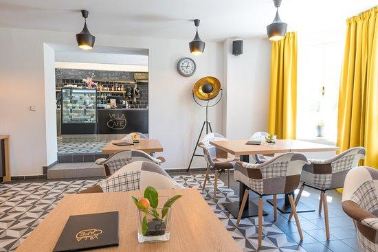 Villa Sushi Cafe