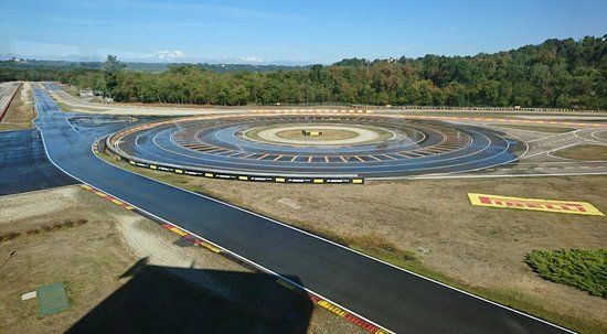 Pirelli Campo Prova Pneumatici