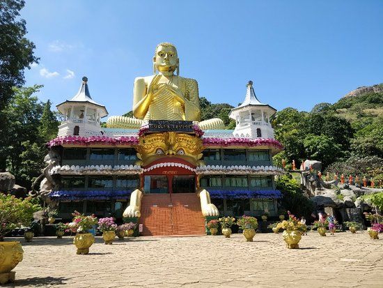 Rangiri Dambullu Maha Viharaya