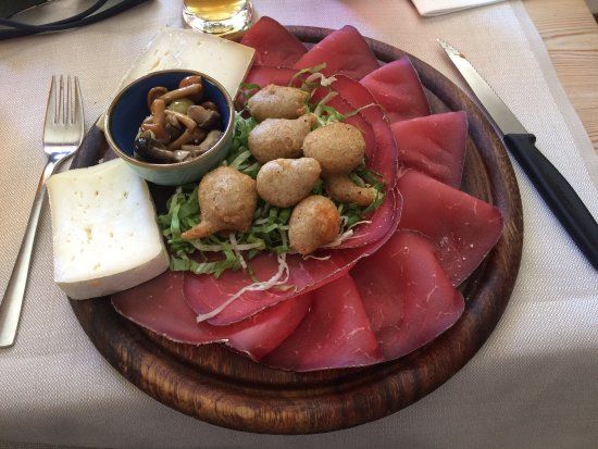 Bar Pizzeria Spuntineria Plona