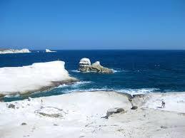 Strand Sarakiniko