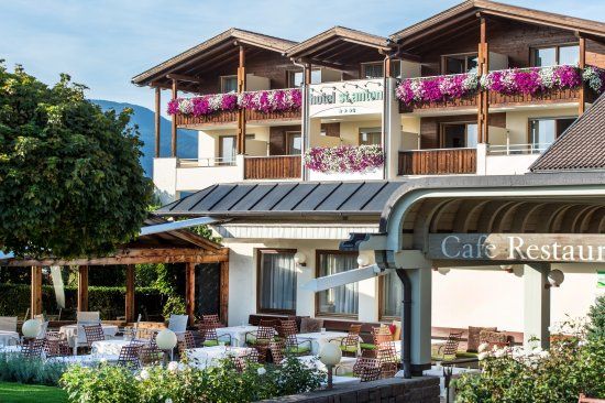 Hotel Restaurant St. Anton