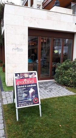 Mandara Cafe & Lounge Confectionery