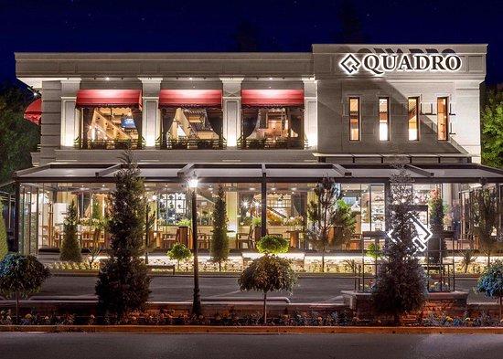 Quadro Restaurant & Patisserie