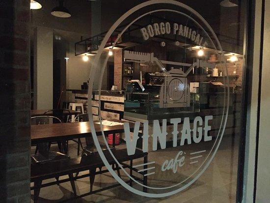 Vintage Cafe