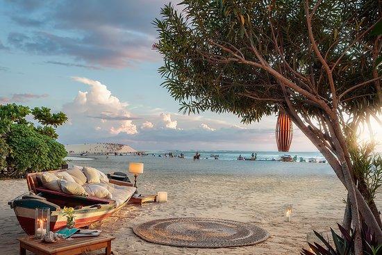 La Plage Restaurant & Lounge