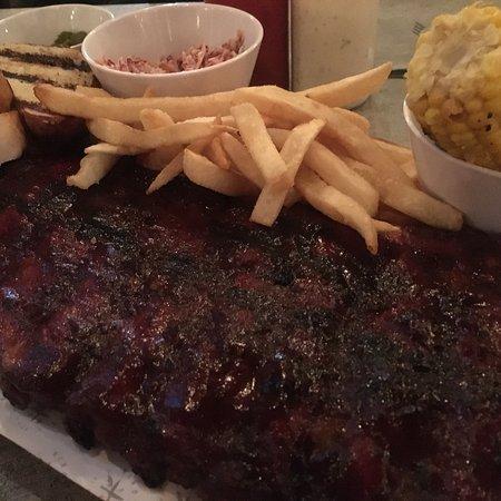 Rino's Grill