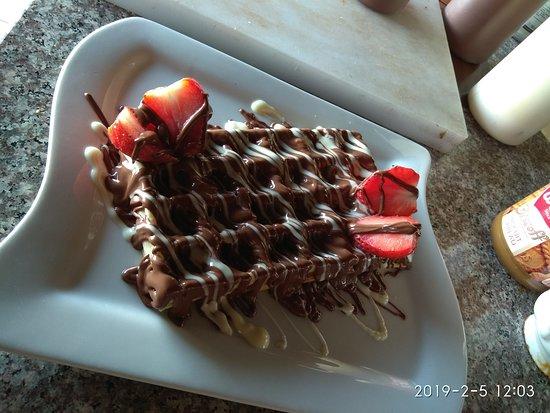 Waffle square cafe