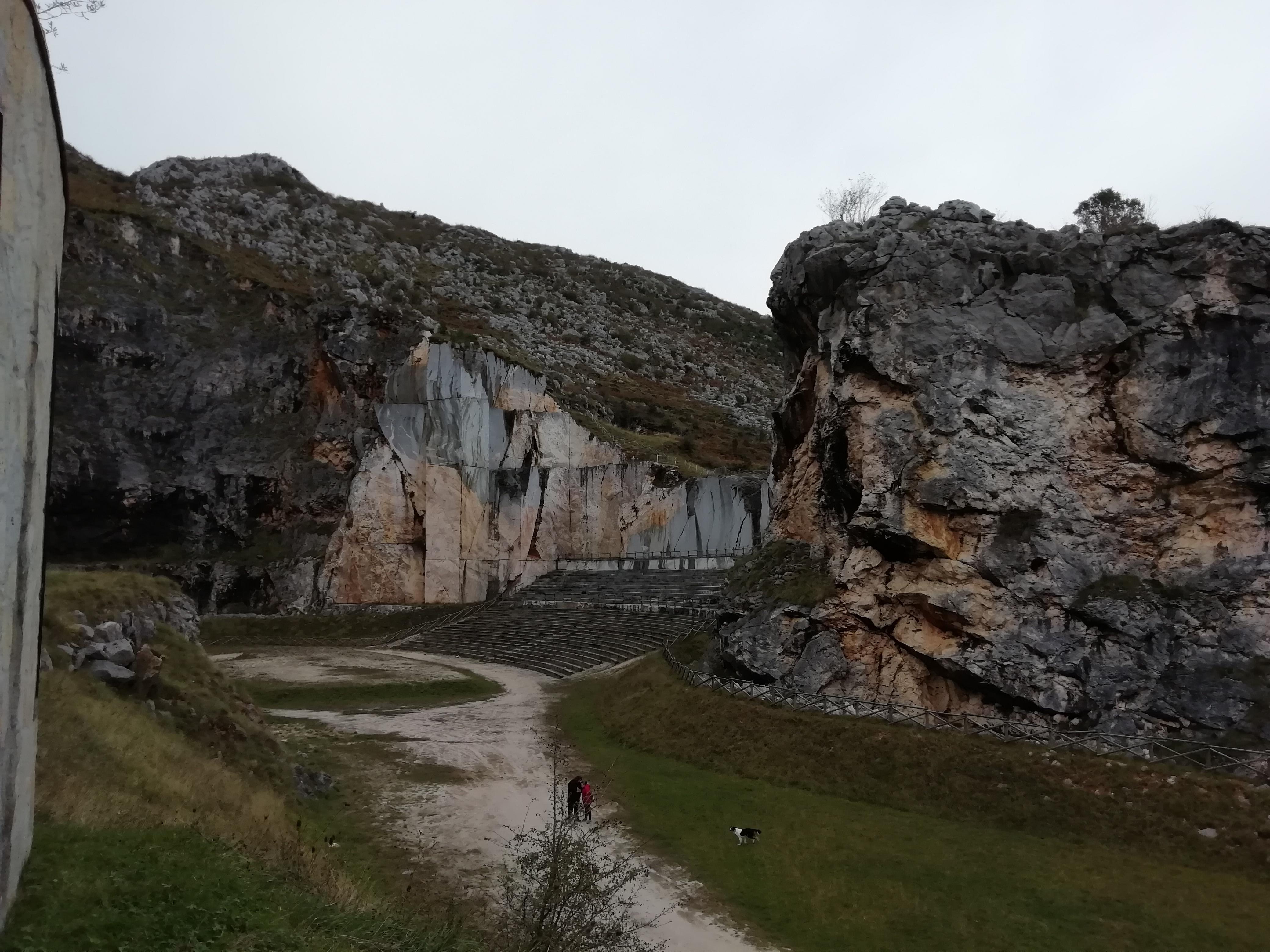 Cueva de Pozalagua
