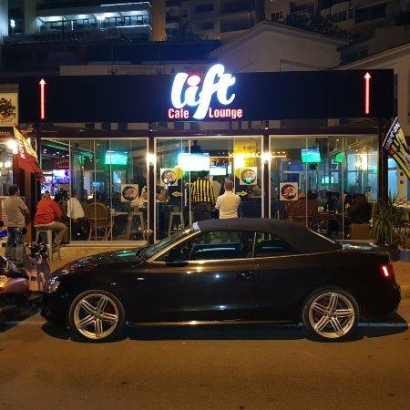 Lift Cafe & Lounge