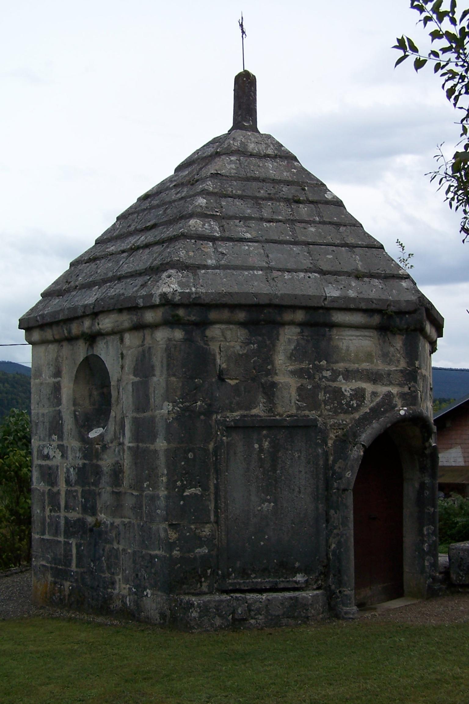 Chapelle Sainte-Claire de Maillat