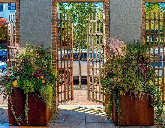 New Hope Ferry Market