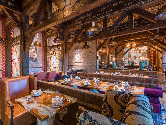 Charm Thai Lounge & Restaurant