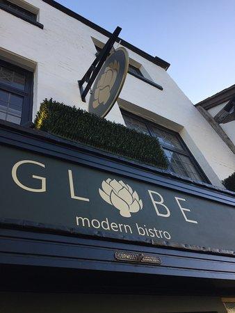 Globe Modern Bistro