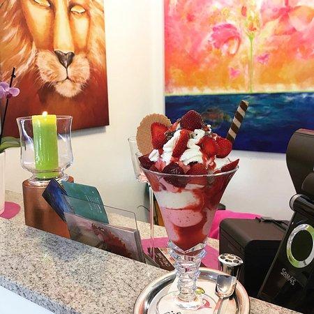 Arici's Cafe & Eis