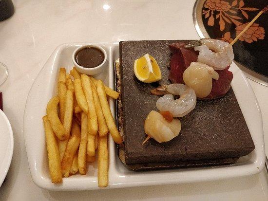 Flint Restaurant & Bar