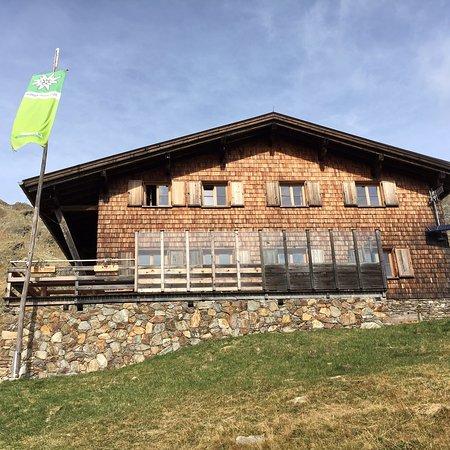Tiefrastenhutte