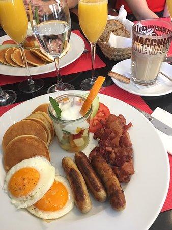 Liza Cafe Restaurant