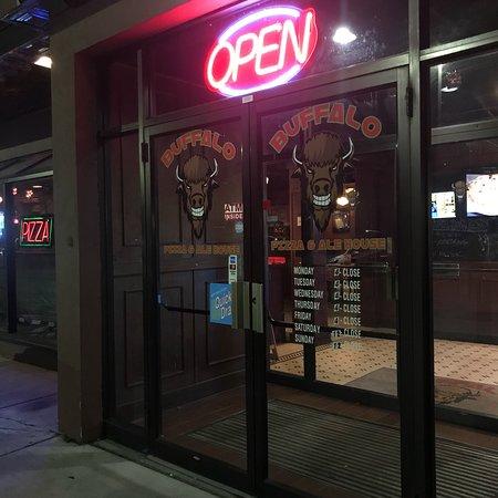 Buffalo Pizza and Ale House