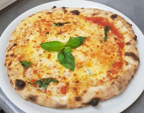Listo Pasta&Pizza Street Food