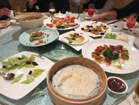 XianWei Hotpot