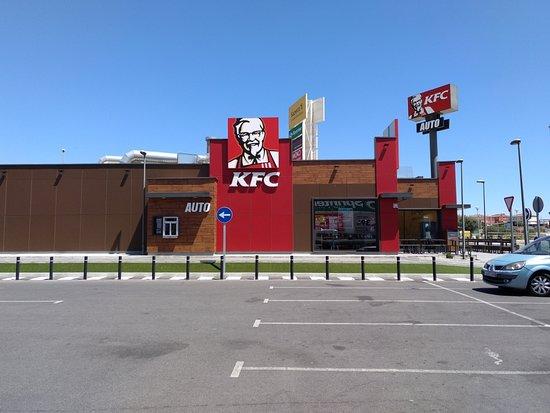 KFC Gines PC Gines Plaza