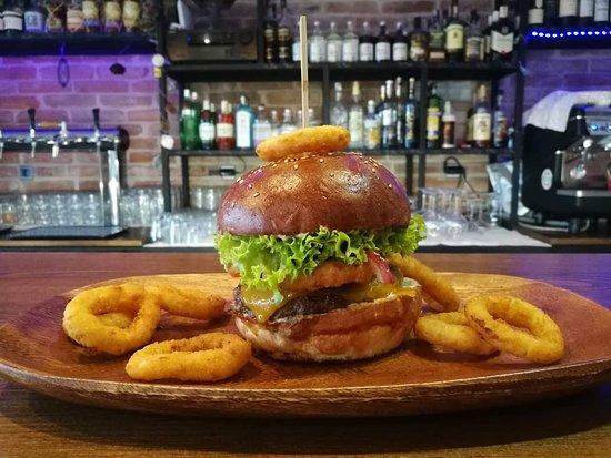 Regal Burger