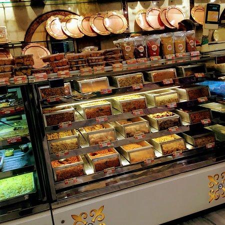 Delhiwala Sweets
