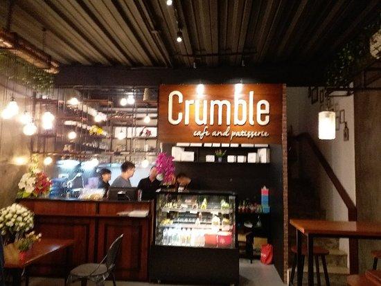 Crumble Cafe & Pattiserie