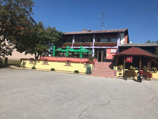 Gostilna Penzion Kuhar