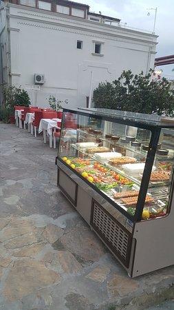 Sini Cafe Restaurant