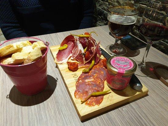 Le Desman Cafe