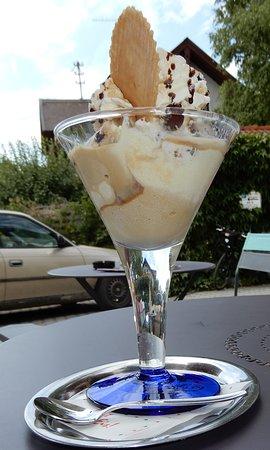 Eis Cafe Ghiotto