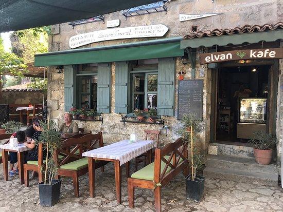 Elvan Kafe