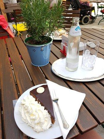 Cafe Heitzmann