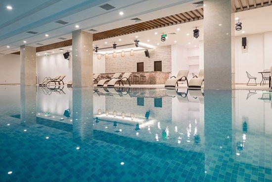 Aqua Bar