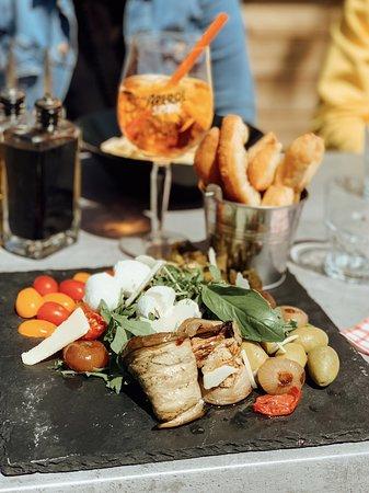 Le 19 Restaurant