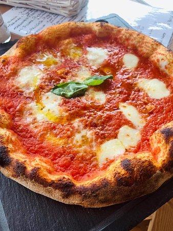 Restaurant Maurizio's Italian Pizza and Pasta