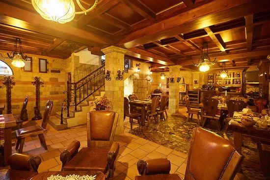 Restaurant Brilant Antik