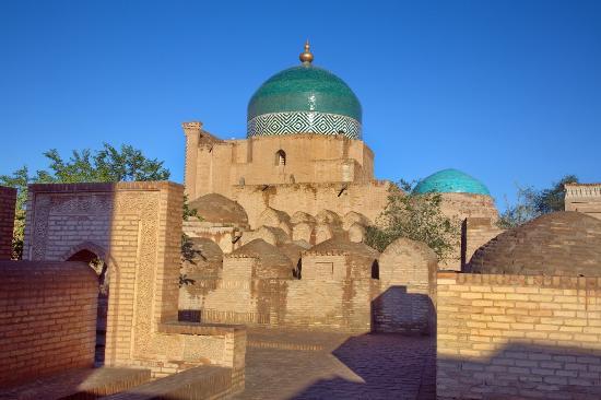 Pakhlavan Makhmud-mausoleet