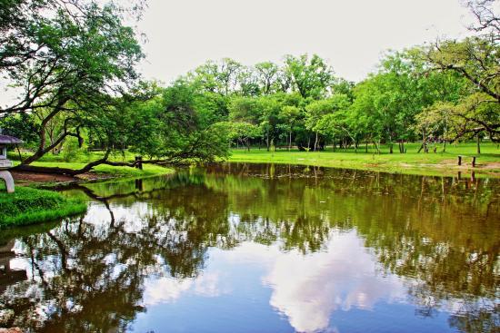 Jardín Botánico y Zoológico de Asunción